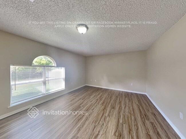 Photo - 5728 Oakwood Knoll Dr
