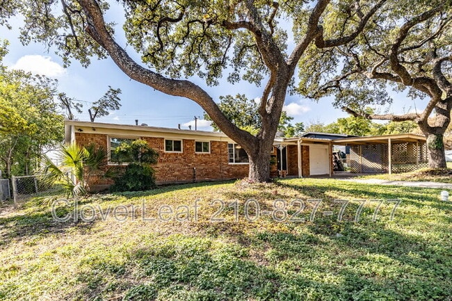 Photo - 206 Williamsburg Pl