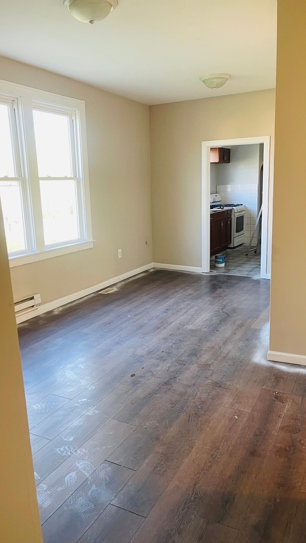 Photo - 169 E 23rd St