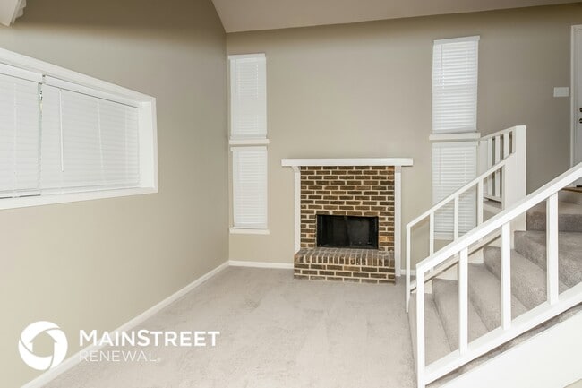 Photo - 929 Edwards Lake Rd