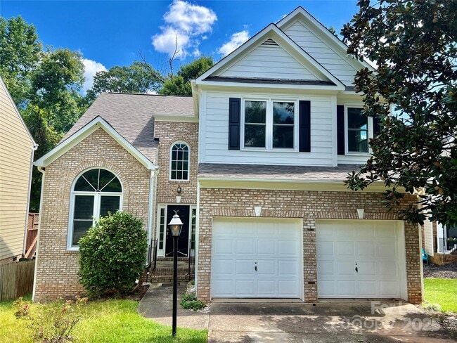 Building Photo - 2016 Sablewood Dr Rental