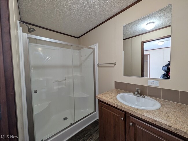 Photo - 235 Chaucer Ct