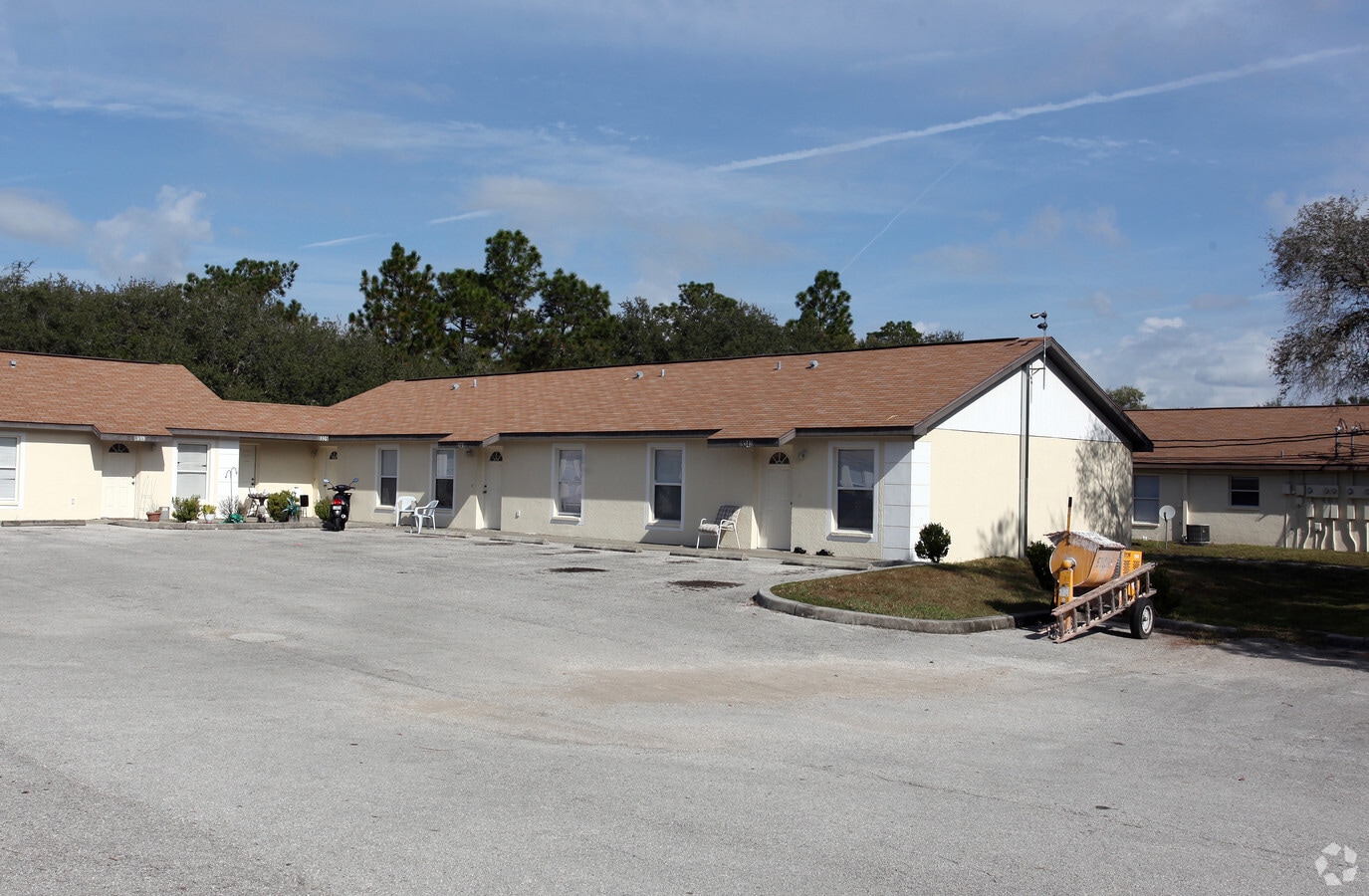 Omaha Circle Apartments - Omaha Circle Apartments