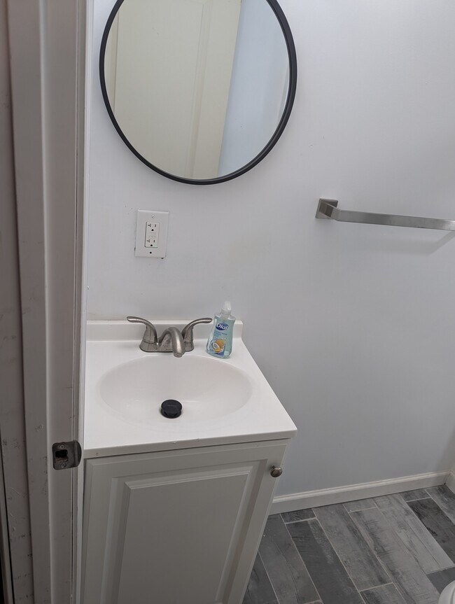 Photo - 3 Richview Ct Unit 1