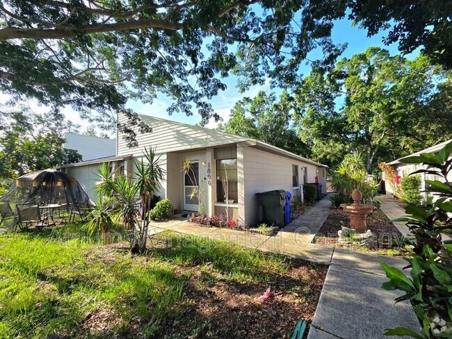 Building Photo - 1898 Crystal Grove Dr Rental