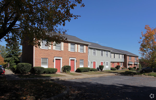 Building Photo - The Village at Catawba Ridge Rental