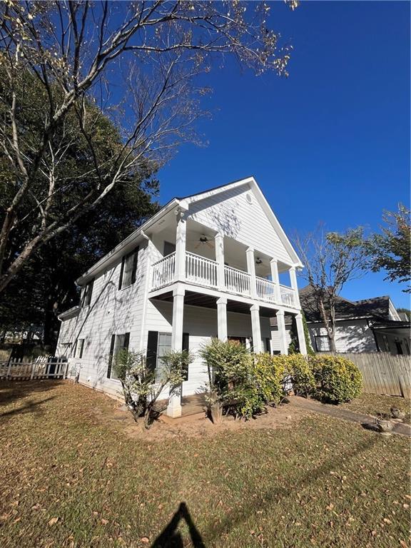 Photo - 889 Crew St SW