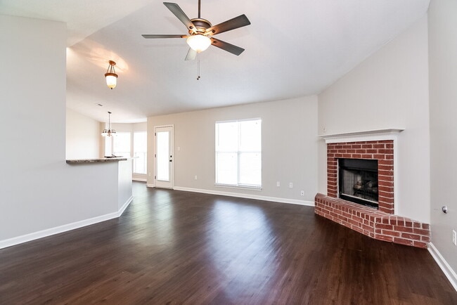 Photo - 7776 Parkwood Cove