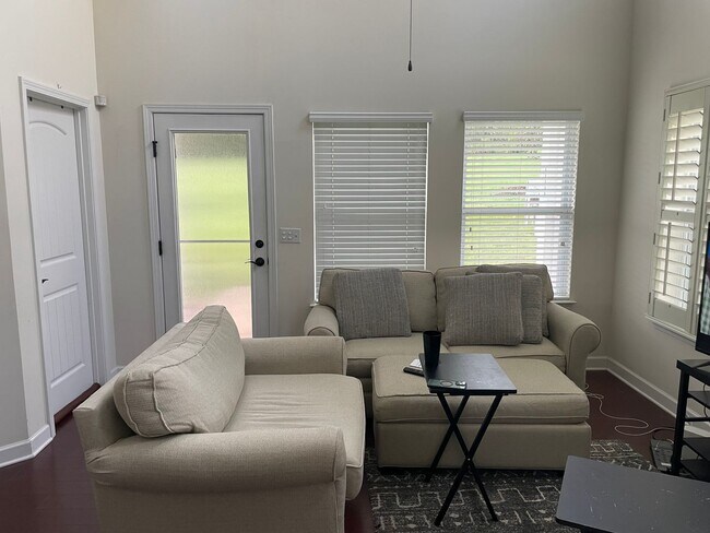 Photo - End Unit Townhome For Rent in Berewick Vil...