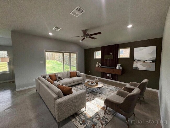 Photo - 1459 Dryden Ave