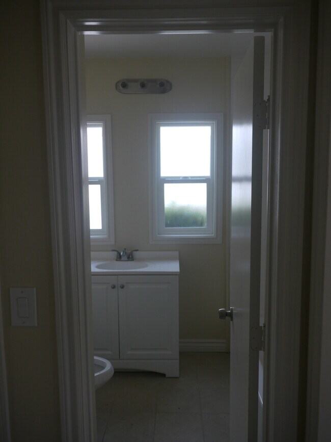 One bedroom California Bungalow House House Rental in San Bernardino