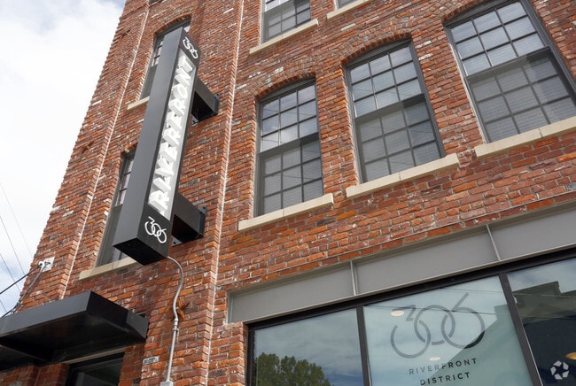 306 Riverfront