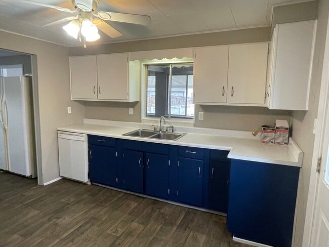 Photo - 1729 Windemere Dr