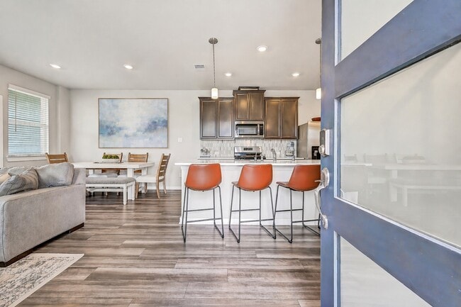 Photo - 2403 Bay Breeze Dr