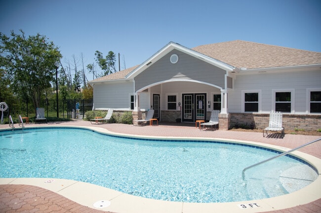 Photo - Pinnacle at Hammock Place