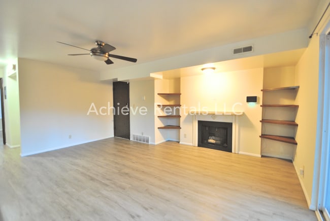 Photo - 167 E 100 N Unit D