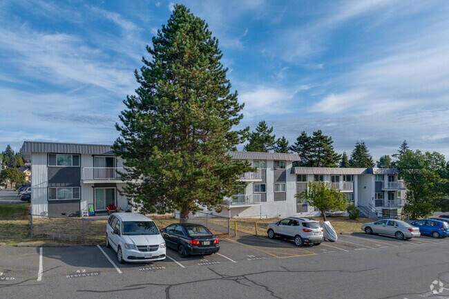 155 Wakesiah Av - Bowen Estates