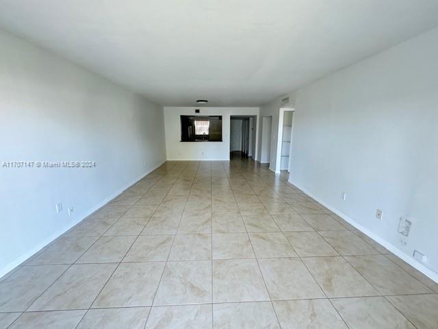 Photo - 16141 Blatt Blvd Condo Unit 402