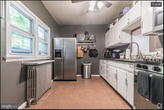 Building Photo - 3885 Manayunk Ave Rental