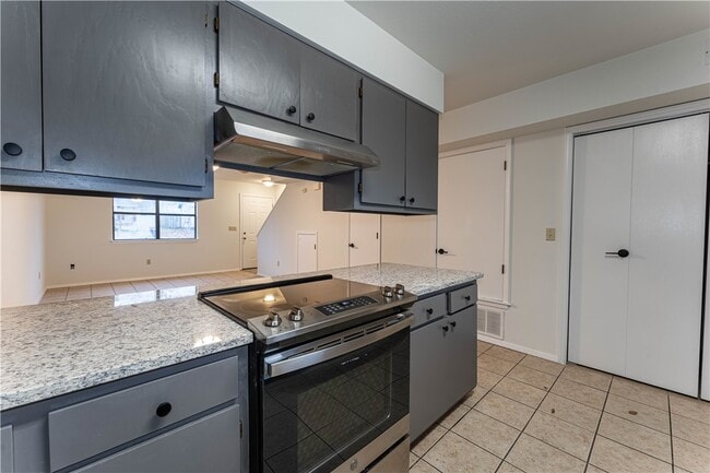 Photo - 317 Copper Oaks Dr