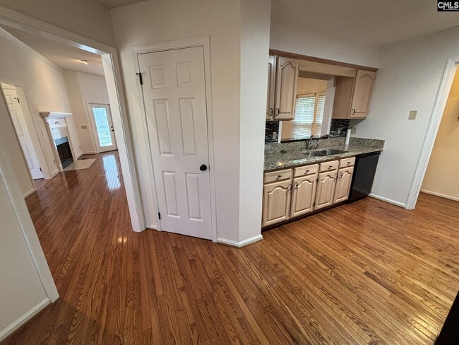 Photo - 221 Timberlake Dr