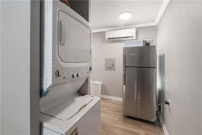 Photo - 204 E 30th St Unit 201