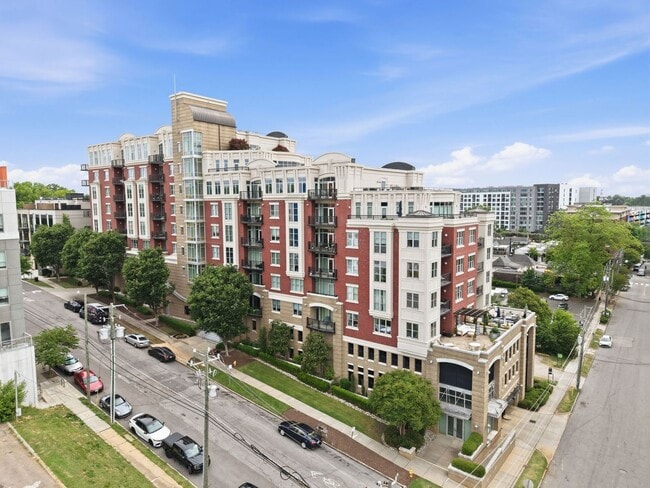 Photo - Gorgeous 2 Bedroom Condo! Downtown Raleigh- Paramount-Available Now!
