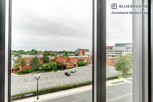 Photo - 3275 Washington Blvd Unit FL5-ID1095