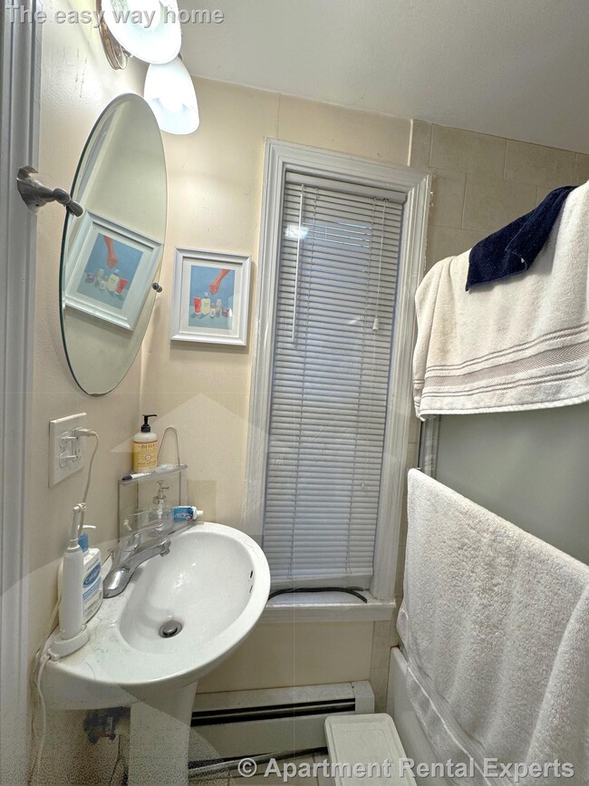 Photo - 40 Chester St Unit 1R