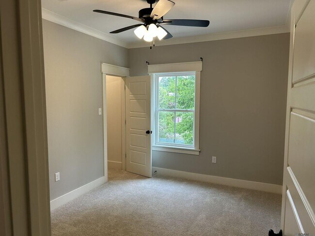 Photo - 5704 Goodwood Crossing Ln