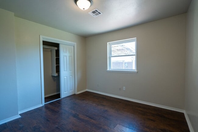 Photo - Beautiful 3 Bed 2 Bath in the Heart of Moore!