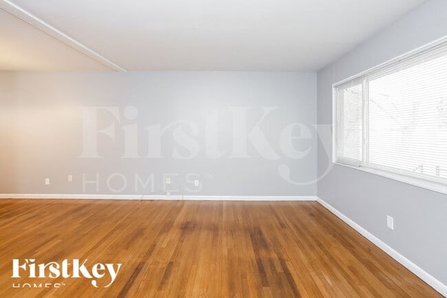 Photo - 1095 Ozment Dr