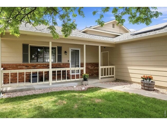 2431 Sunstone Dr