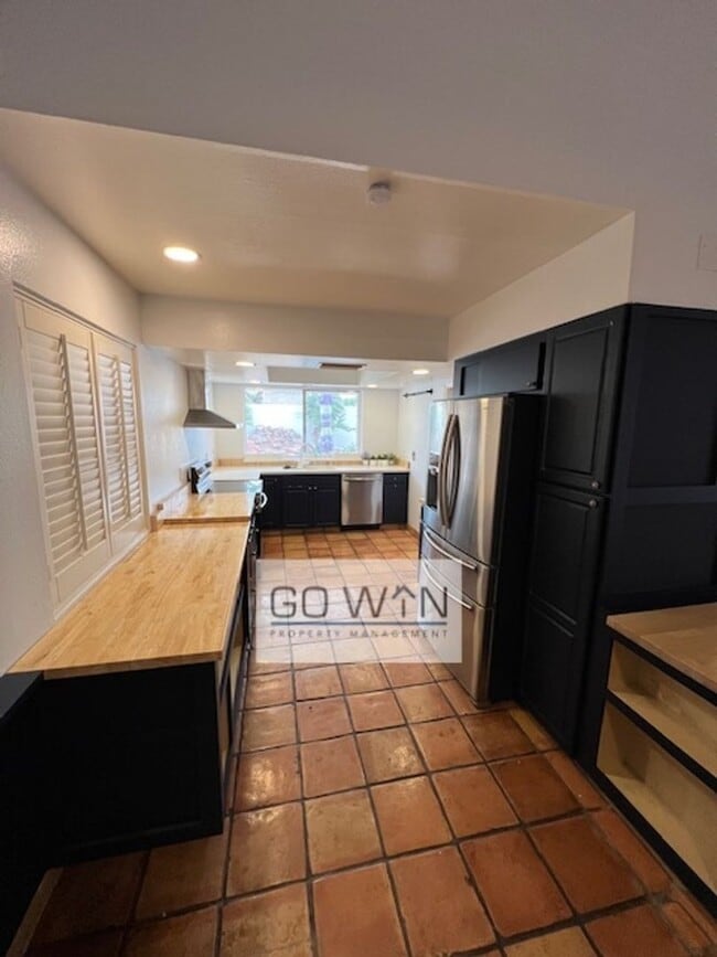 Photo - 4 Bed/ 2 Bath - House Tempe