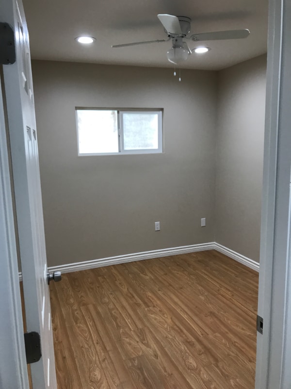 Building Photo - 18943 Vose St