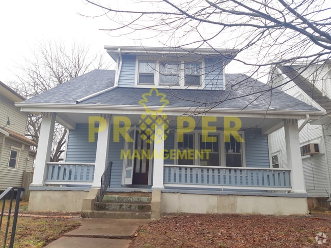 Building Photo - Beautiful 2 bedroom 1 bathroom house with ...