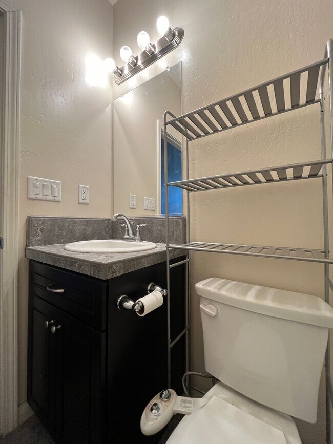 Photo - 1506 Platea St Unit Studio