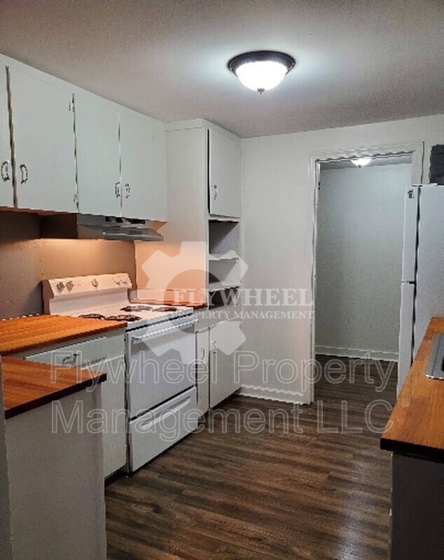 Photo - 910 S Crest Rd
