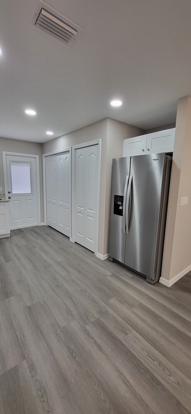 Photo - 9355 N Travis Dr