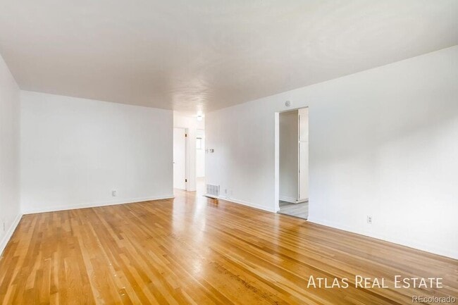 Photo - 1304 W Crestline-