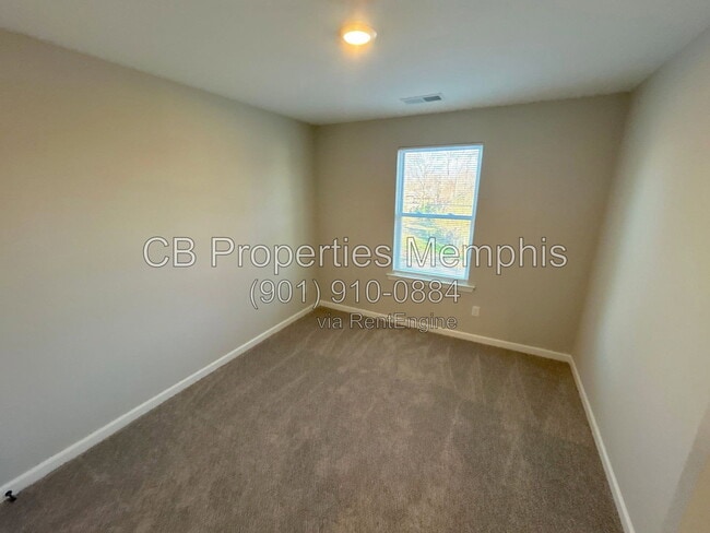 Photo - 671 Pearce St