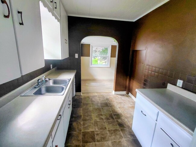 Photo - 2 Bedroom 1 Bathroom Home for Rent
