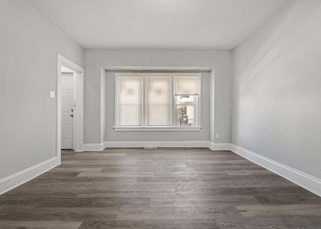 Photo - 2132 S 23rd St Unidad lower
