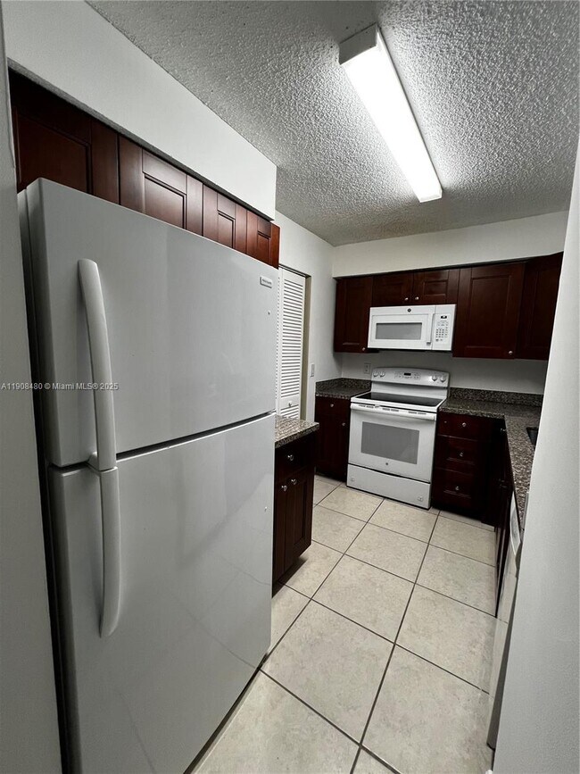 Photo - 1245 SW 46th Ave Unit 1207