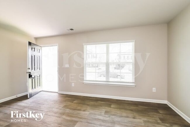 Photo - 6849 Keeneland Dr