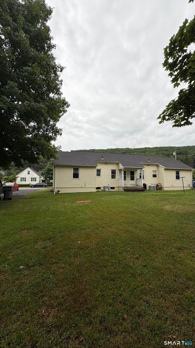 Photo - 227 Spencer St