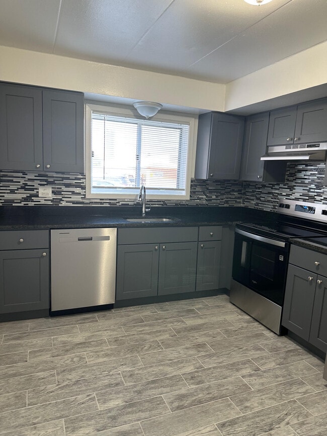 Photo - 1312 Carol St Unidad TWO BEDROOMS