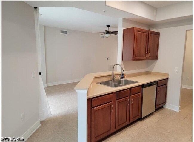 1315 Henley St Unit 1003