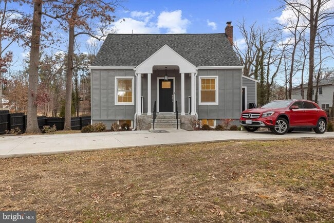 Photo - 3284 Annandale Rd
