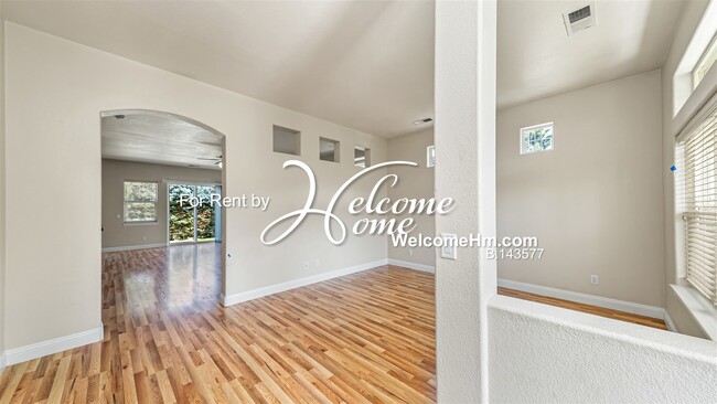 Photo - 7275 Hurst Park Rd